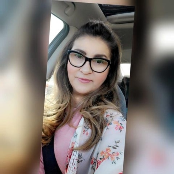 Meet your Posher, Renee - Picture 1 of 1